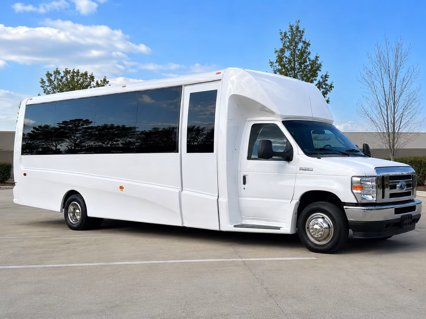 charter buses for corporate events and convention shuttles in cincinnati