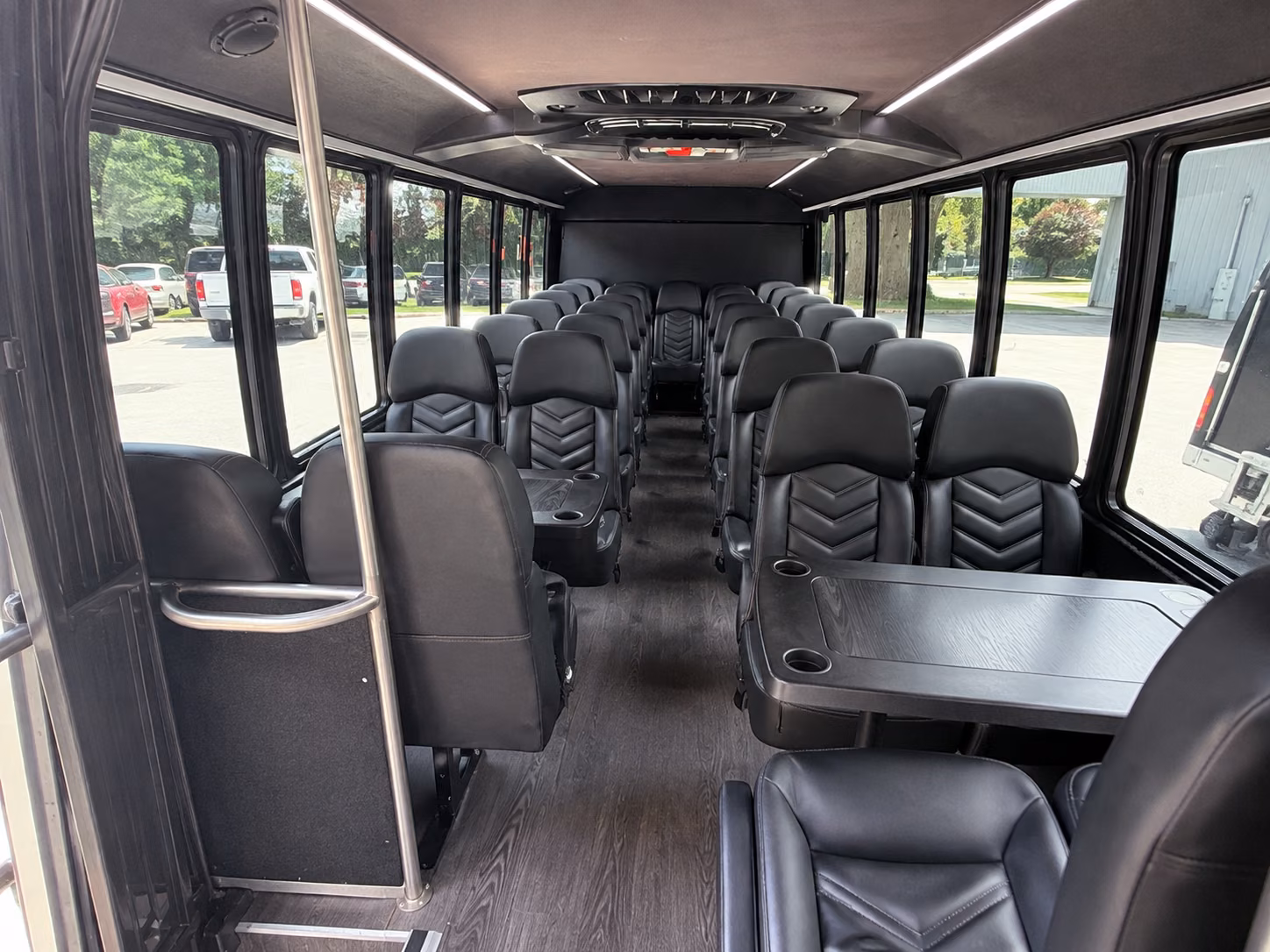 cincinnati 18 passenger minibus inside