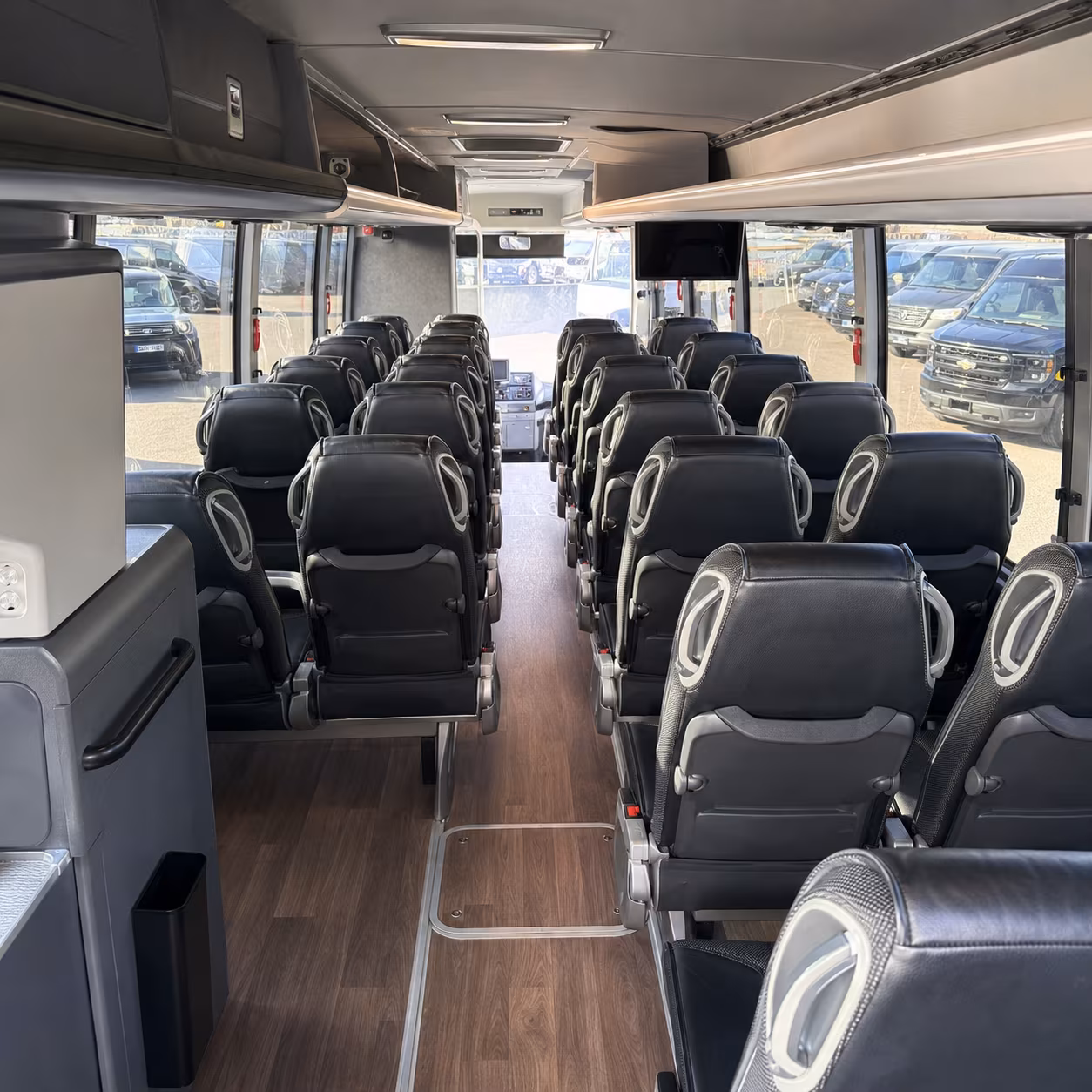cincinnati bus rental service area