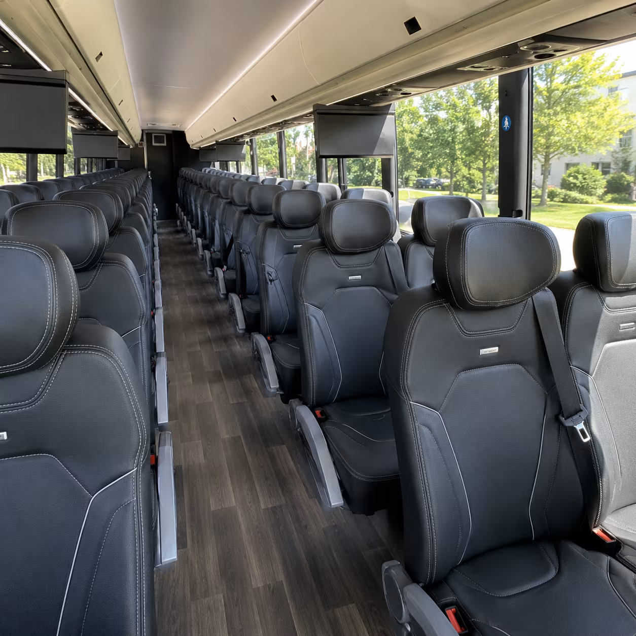 cincinnati charter bus rentals and long distance trips to columbus cleveland and beyond