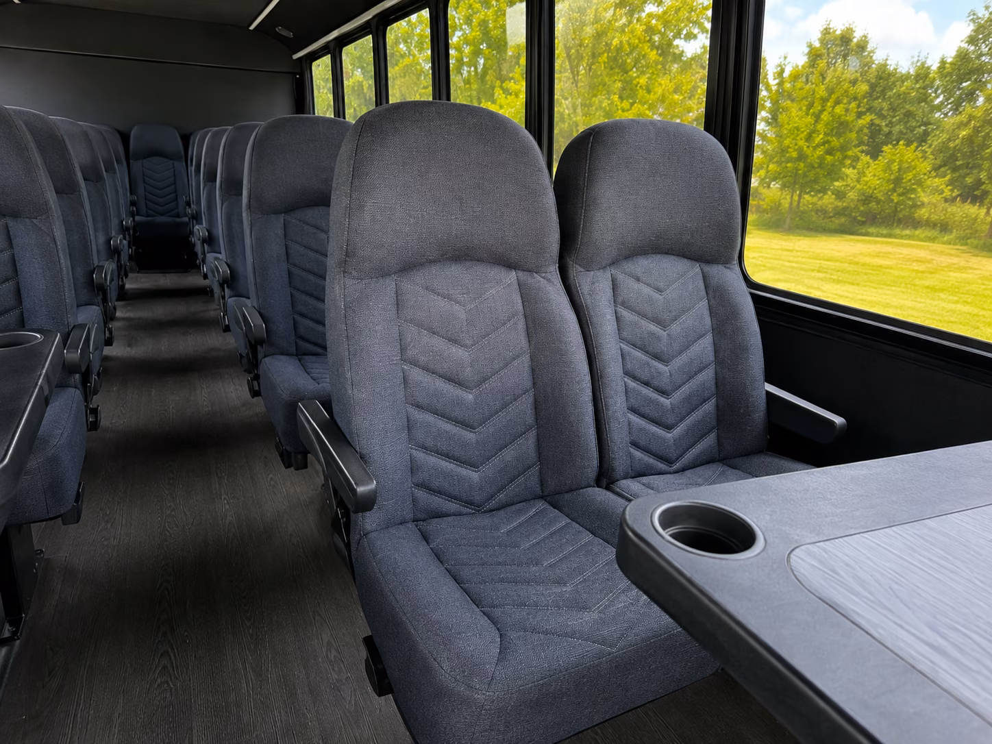 guest shuttle buses between cincinnati hotels and wedding venues