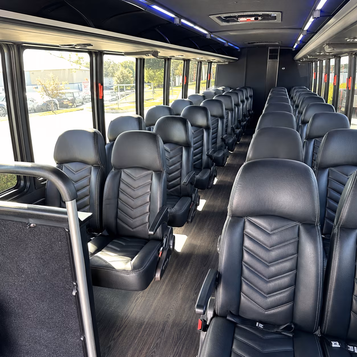 minibus wine tours to northern kentucky wineries from cincinnati
